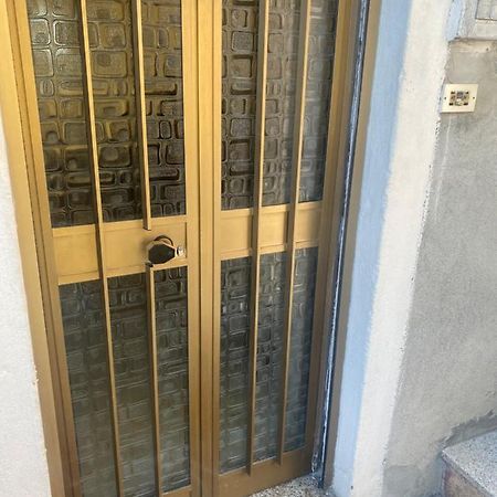 “Casa Rosi” Appartamento In Zona Medievale Pisogne Bagian luar foto